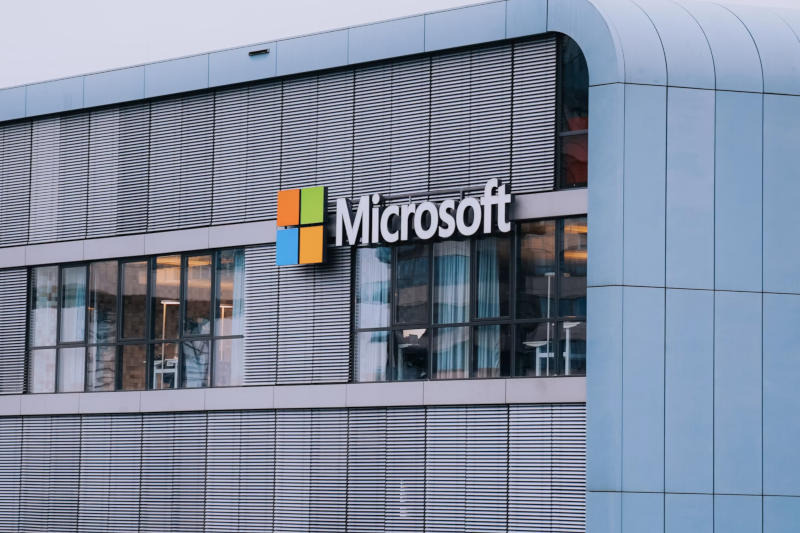 Microsoft готовит стратегию конкуренции с OpenAI