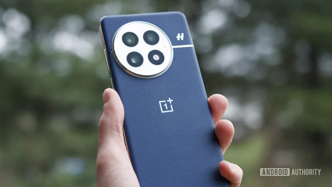 Обновления OxygenOS возобновлены